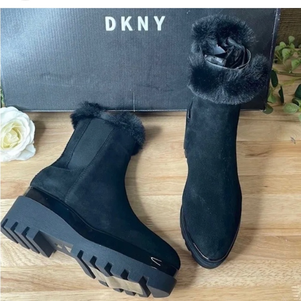 Dkny Bax Black Suede Wedge Lug Sole Booties 7.5M new